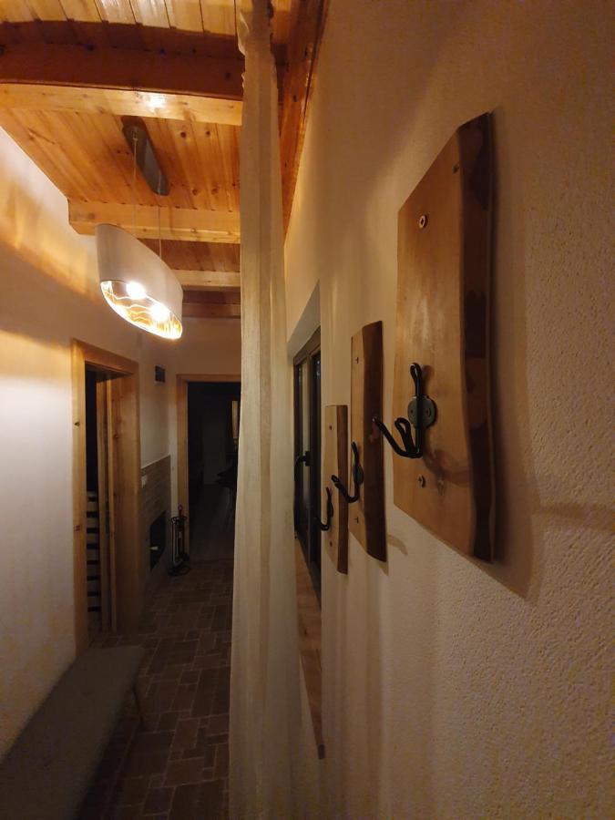 Hotel Casa Axa à Paraul Carjei Extérieur photo